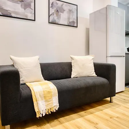 Easylife - - Pola6 - Isola Milaan
